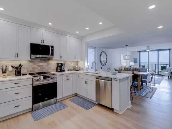 Oceanfront Condo in Hilton Head - Relaxing Beach Getaway
